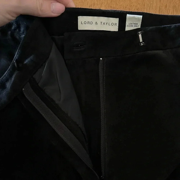 Vintage Lord & Taylor Suede Leather Pants. Black Size 8 - Picture 3 of 12